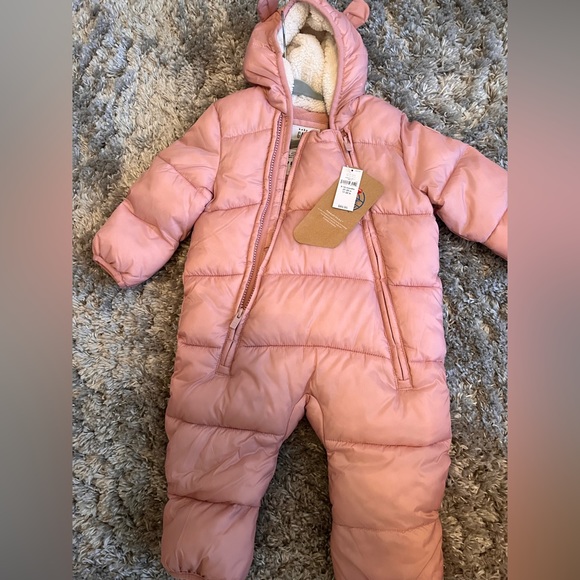 Baby Gap Snowsuit - Picture 1 of 2